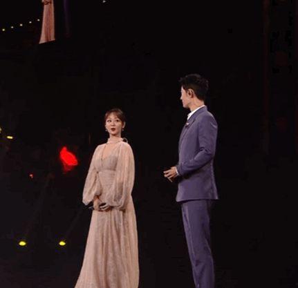 鹅厂最新爆料肖战杨紫,青春校园爱情故事引期待  第2张 鹅厂最新爆料肖战杨紫,青春校园爱情故事引期待  第2张